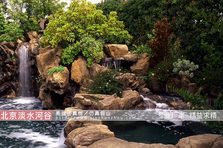 消費(fèi)者如何在網(wǎng)上尋找專業(yè)的水泥假山??？