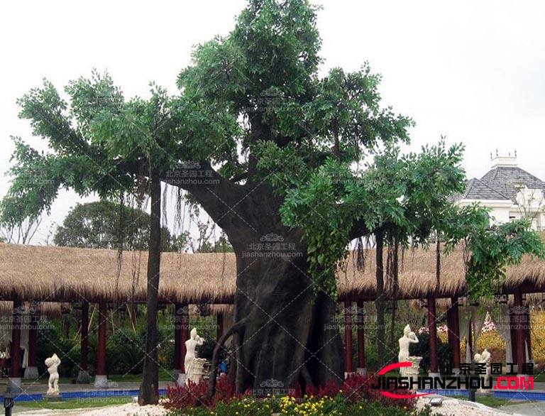 現在的仿真樹是一種人造材料來進行制作的一種仿真樹木