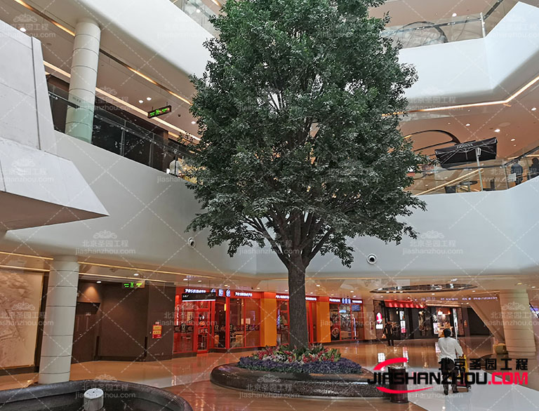 仿真樹為什么會發展的如此的迅速仿真樹是非常重要的裝飾