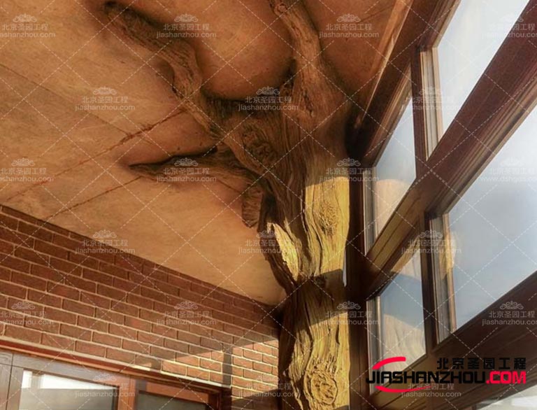 選擇和擺放小型仿真植物時，要考慮植物的適應環(huán)境、與空間整體協(xié)調(diào)