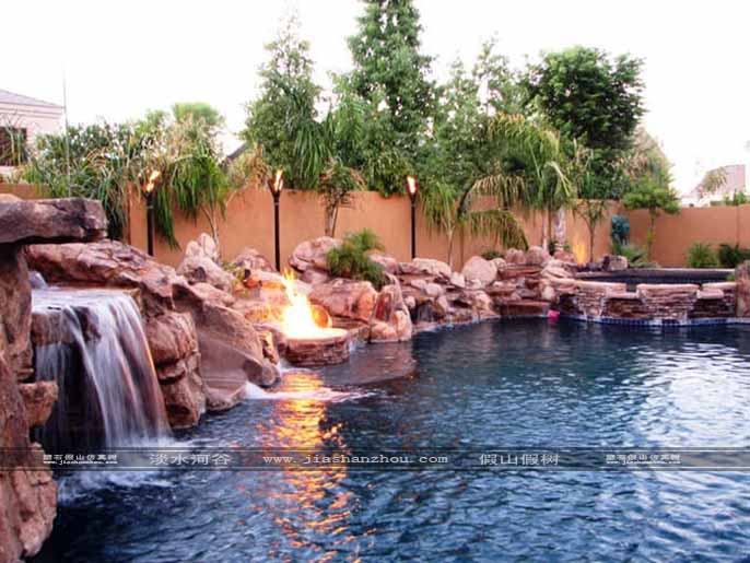 水泥假山具有其特別的景觀設計手法