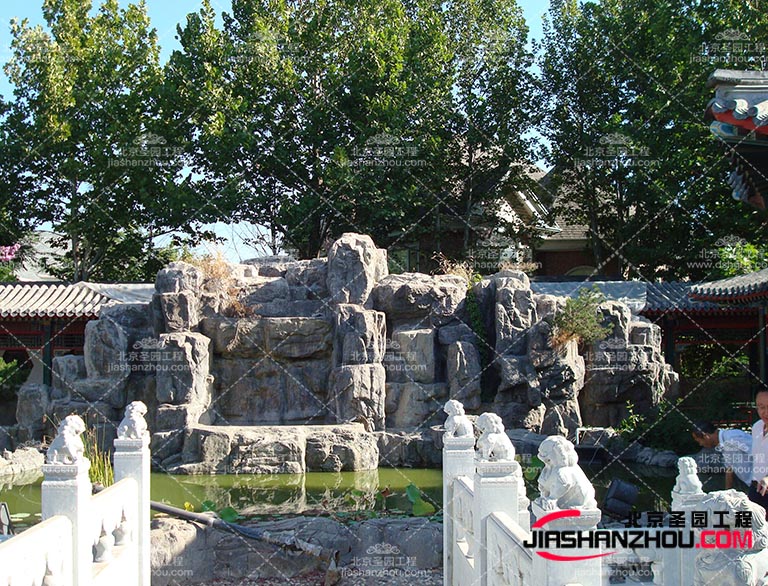 北京廠家塑石假山的品質都與哪些因素密切相關