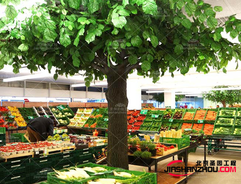 張家界人造仿真樹設計營造出富有層次感和自然韻味的景觀