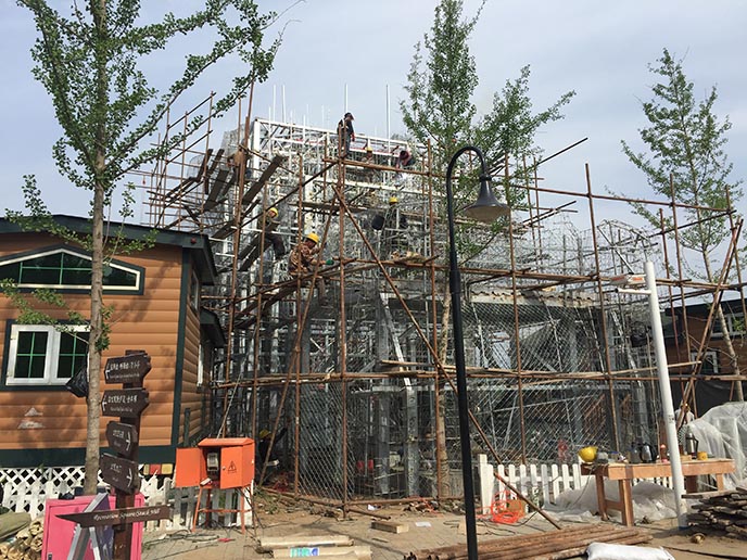 塑石假山.jpg 塑石假山