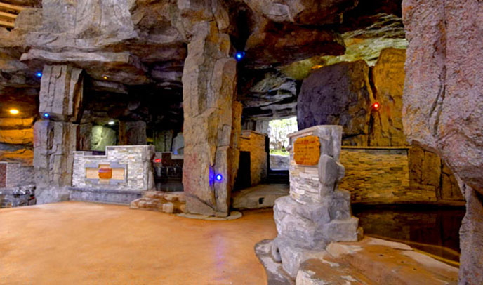 塑石假山.jpg 塑石假山