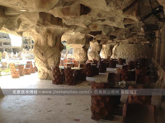 塑石假山房屋.jpg 塑石假山房屋