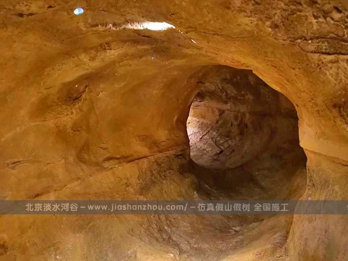 仿真假山洞穴.jpeg 仿真假山洞穴