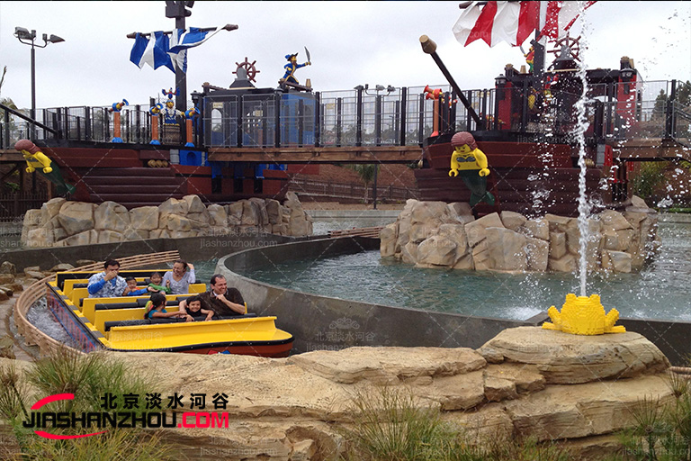 塑石假山.jpg 塑石假山