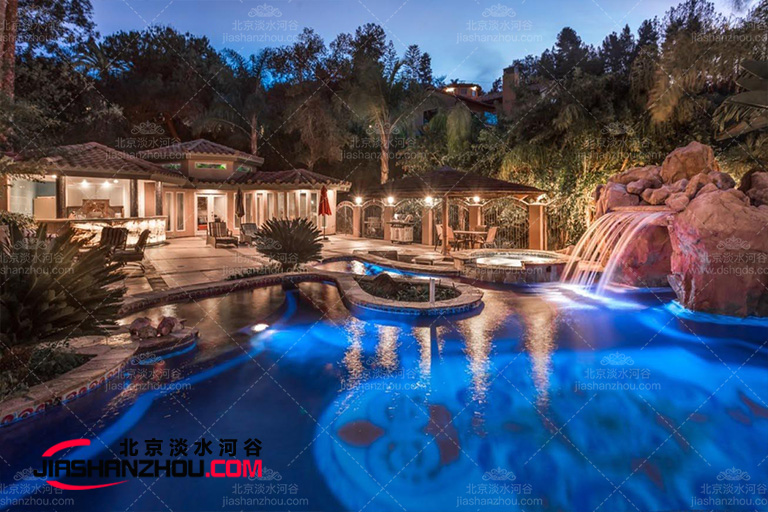 塑石假山.jpg 塑石假山