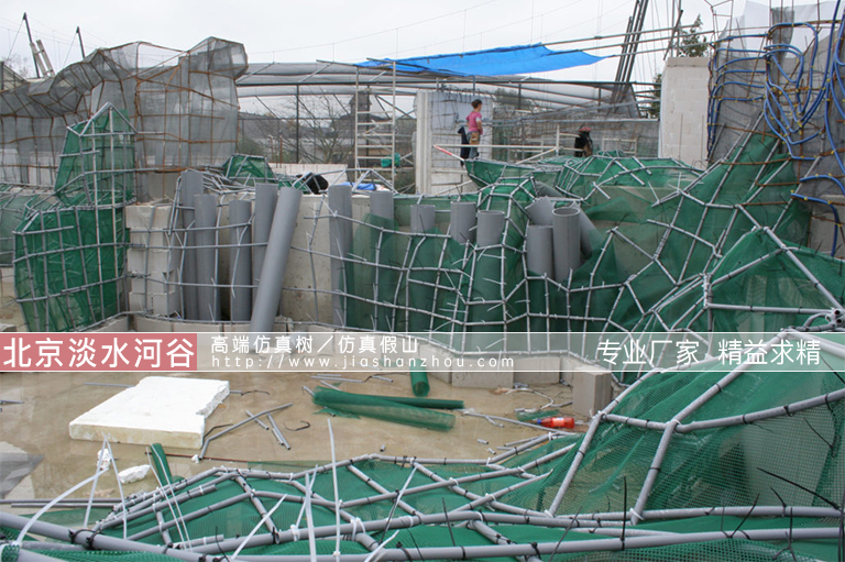 塑石假山.jpg 塑石假山