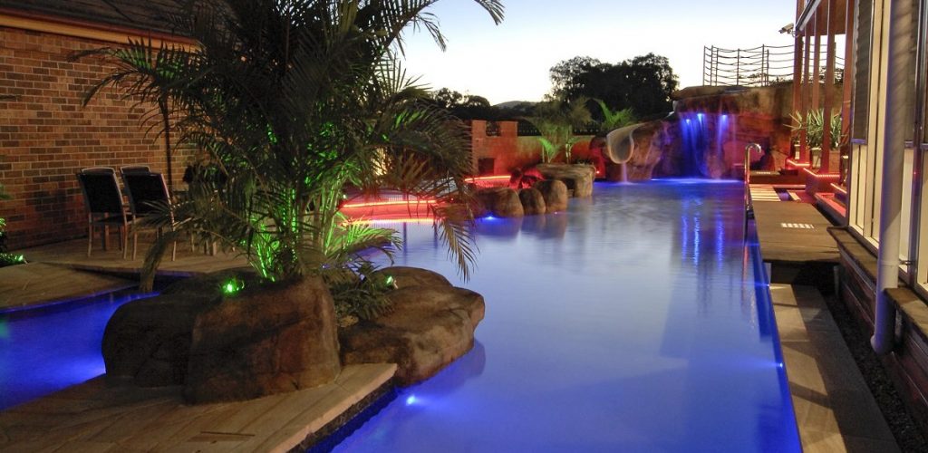 仿真假山技術(shù)培訓(xùn)班.jpg 仿真假山技術(shù)培訓(xùn)班