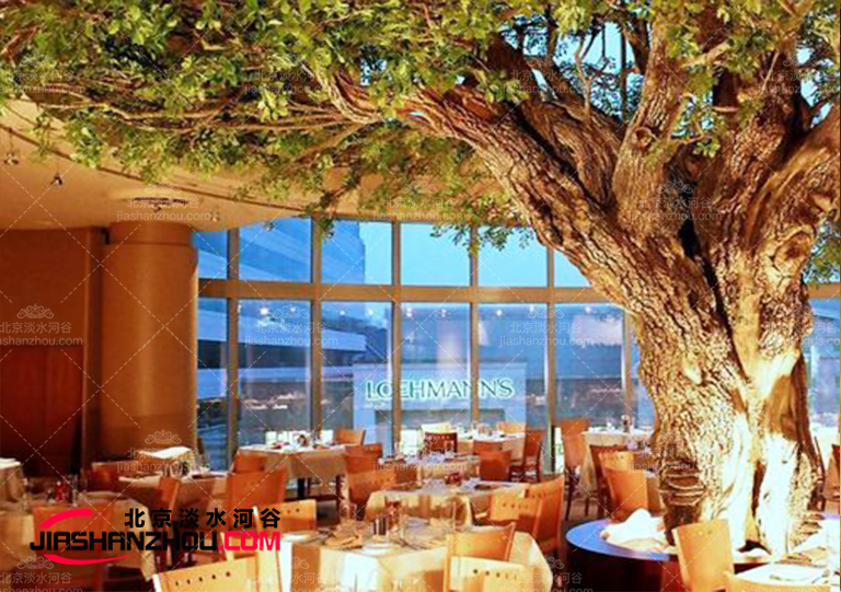 仿真假樹.jpg 仿真假樹