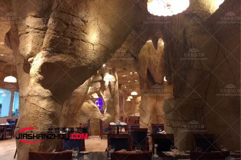 山洞餐廳房.jpg 山洞餐廳房