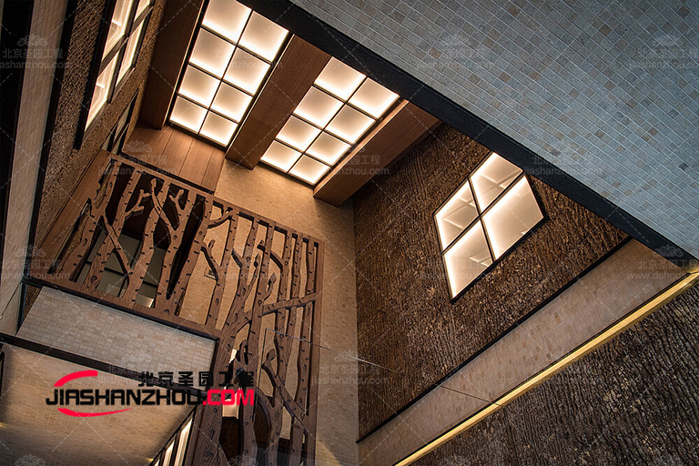 仿真木質洞穴酒店.jpg 仿真木質洞穴酒店