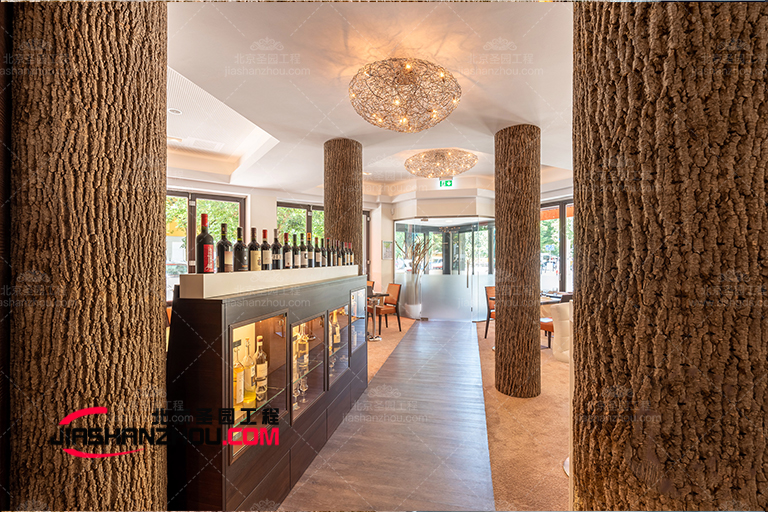 仿真樹皮酒店.jpg 仿真樹皮酒店