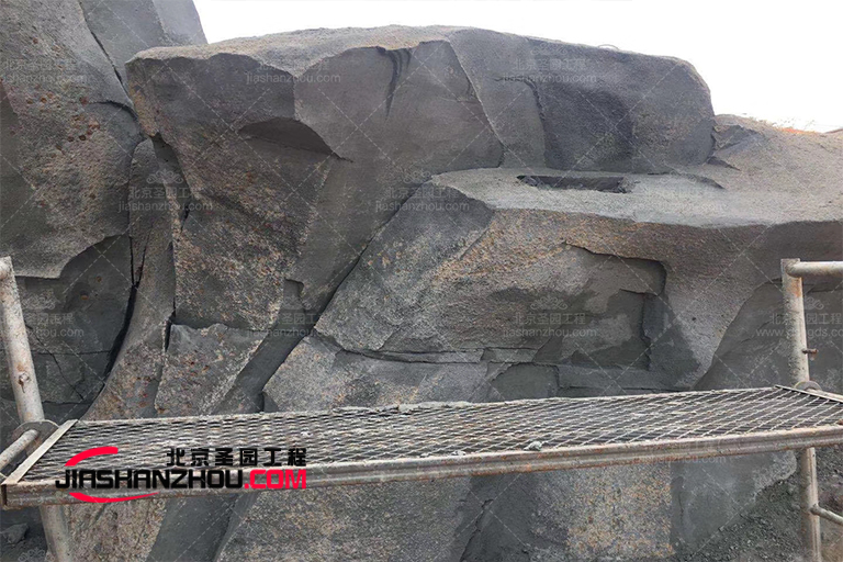 塑石假山.jpg 塑石假山