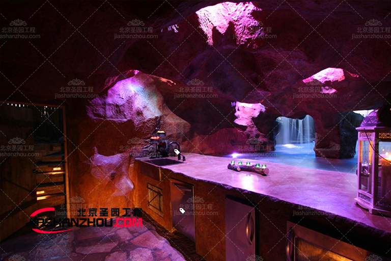 洞穴餐廳.jpg 洞穴餐廳