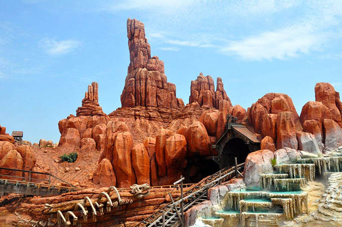 水泥假山.jpeg 水泥假山