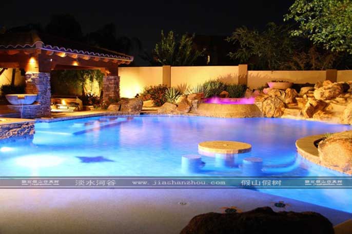 仿真假山.jpg 仿真假山.jpg