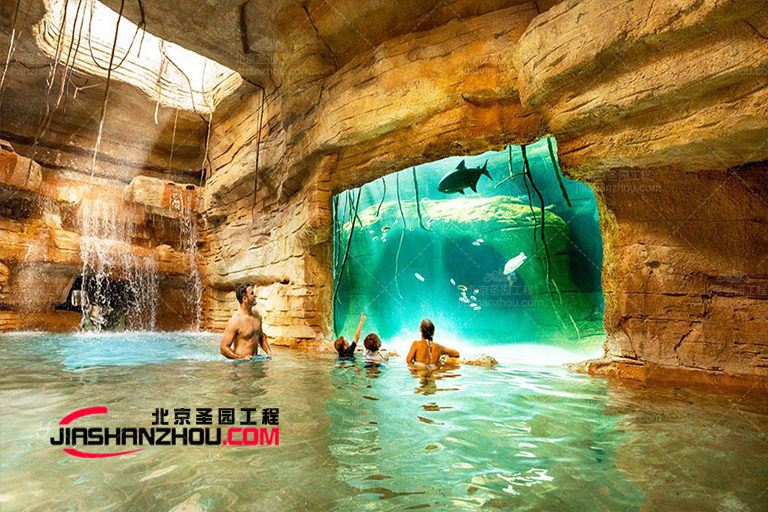 仿真假山.jpg 仿真假山.jpg