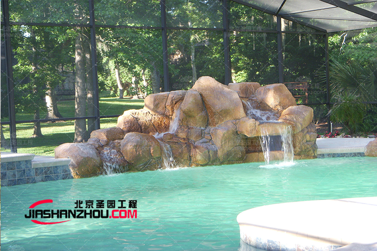 水泥假山.jpg 水泥假山.jpg