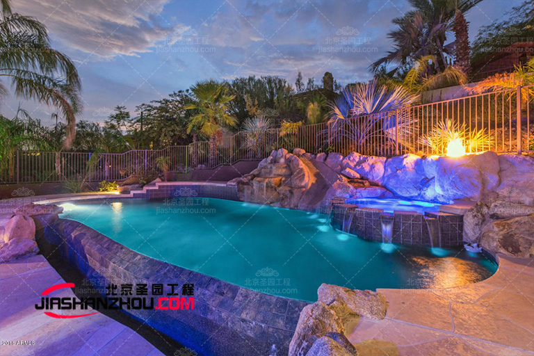 水泥假山.jpg 水泥假山